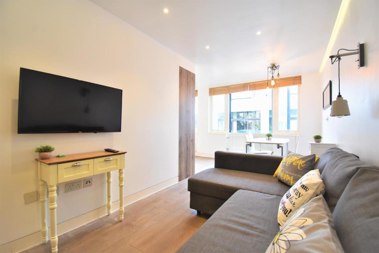 Stunning Apartment, Shirland Mews لندن المظهر الخارجي الصورة